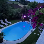 68m2 Mit Pool Und Garten Appartement Mosing