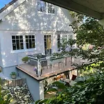 68m2 Mit Pool Und Garten *