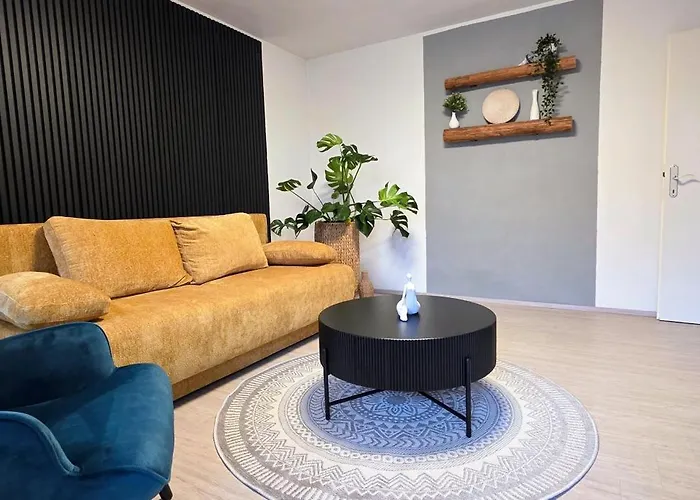 68m2 Mit Pool Und Garten Mosing